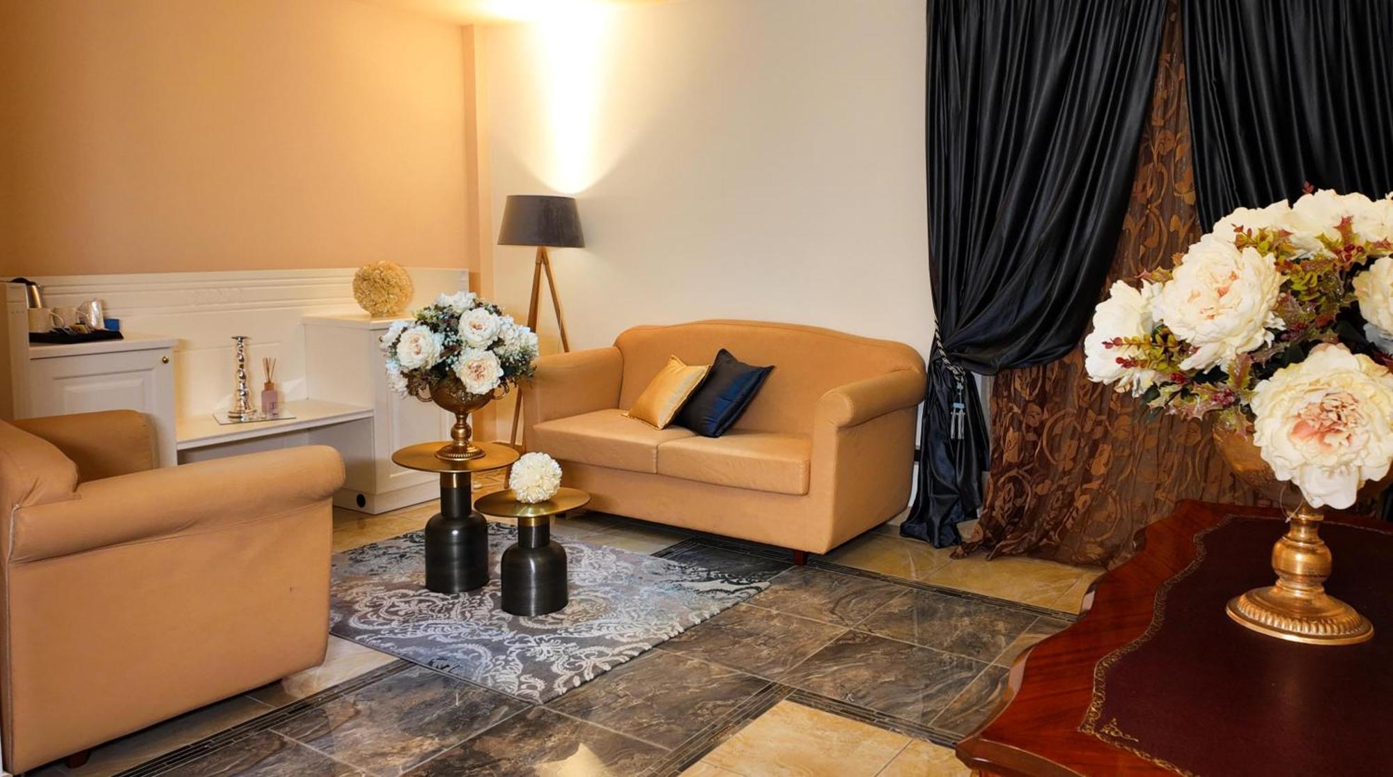 Regina Di Saba - Hotel Villa Per Ricevimenti Гротаминарда Екстериор снимка