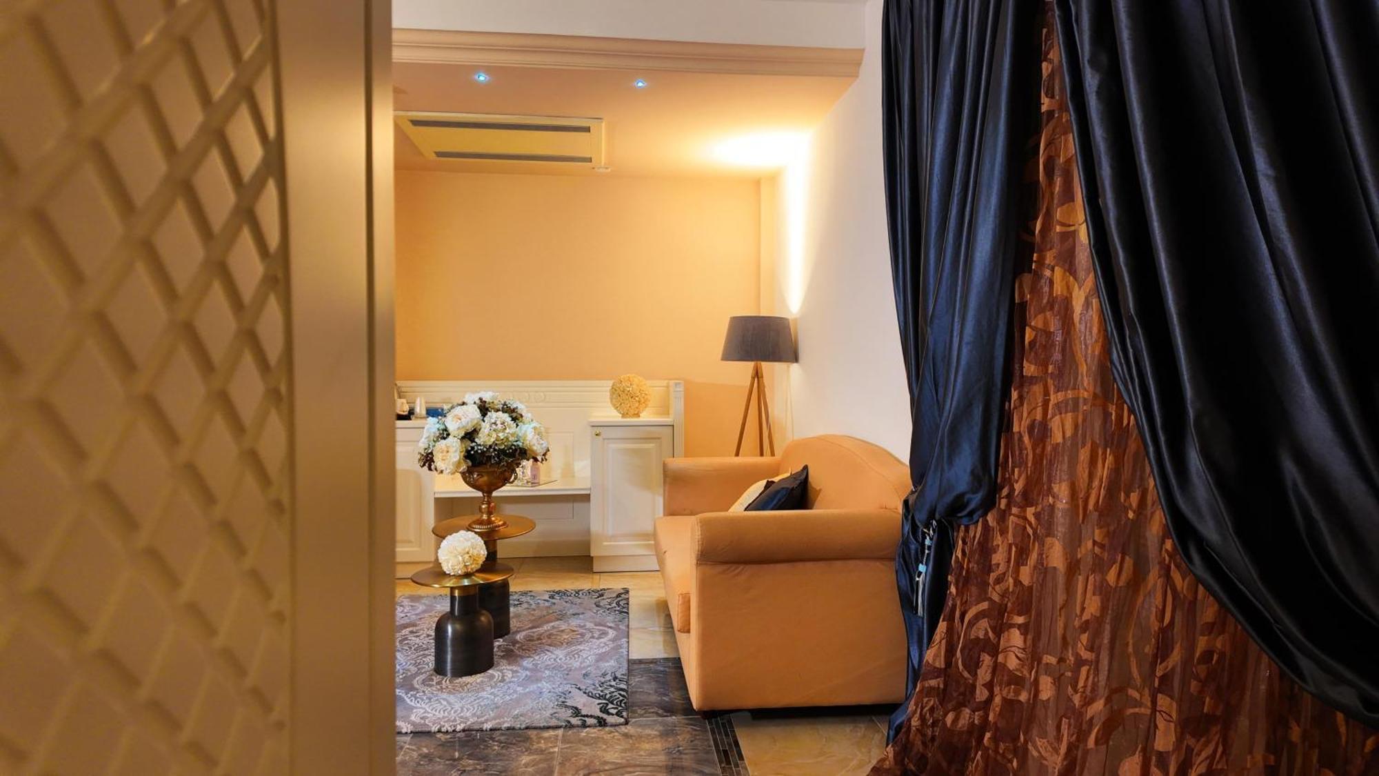Regina Di Saba - Hotel Villa Per Ricevimenti Гротаминарда Екстериор снимка