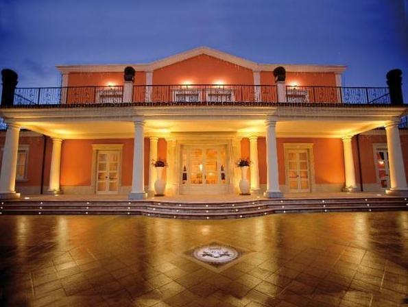 Regina Di Saba - Hotel Villa Per Ricevimenti Гротаминарда Екстериор снимка