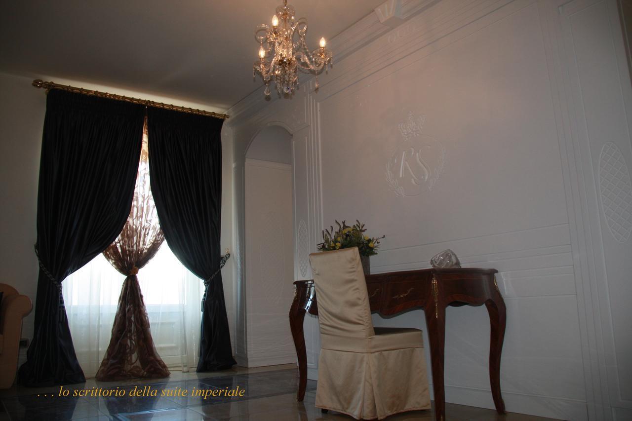 Regina Di Saba - Hotel Villa Per Ricevimenti Гротаминарда Екстериор снимка