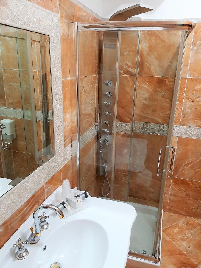 Regina Di Saba - Hotel Villa Per Ricevimenti Гротаминарда Екстериор снимка